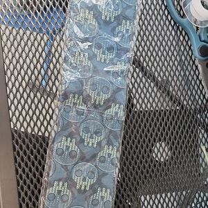 Lily Blue Skull Patterned Socks